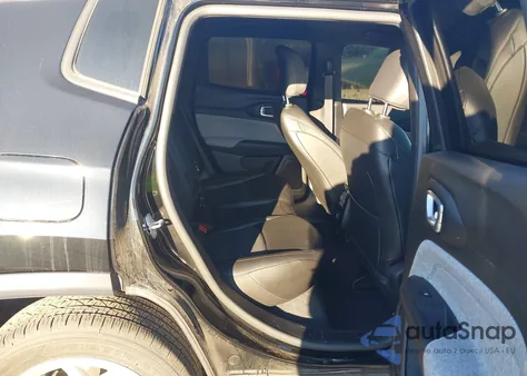 2025 Jeep Compass Latitude 4X4 from USA, damaged, VIN 3C4NJDBNXST610528